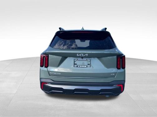 2024 Kia Sorento X-Line EX