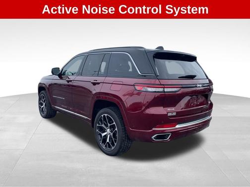 2024 Jeep Grand Cherokee Summit