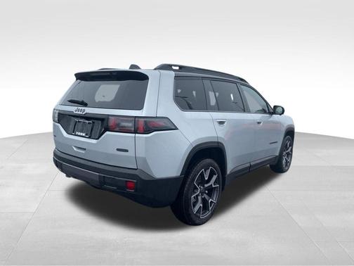 2026 Jeep Cherokee Overland