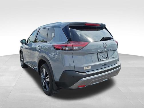 Boulder Gray Pearl 2023 Nissan Rogue SL