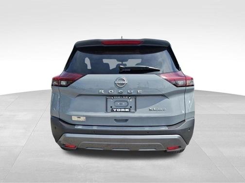 Boulder Gray Pearl 2023 Nissan Rogue SL