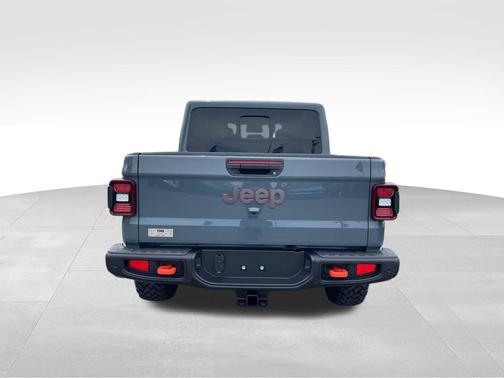 Anvil Clearcoat 2026 Jeep Gladiator Mojave