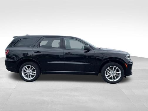 DB Black Crystal Clearcoat 2024 Dodge Durango GT