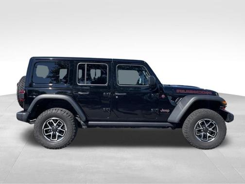 Black Clearcoat 2025 Jeep Wrangler Rubicon