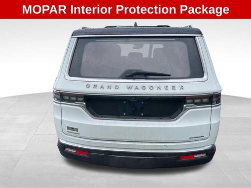 Bright White Clearcoat 2022 Jeep Grand Wagoneer Series III