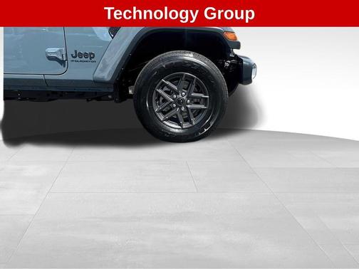 2024 Jeep Gladiator Sport