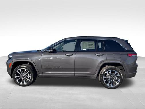 2025 Jeep Grand Cherokee Overland