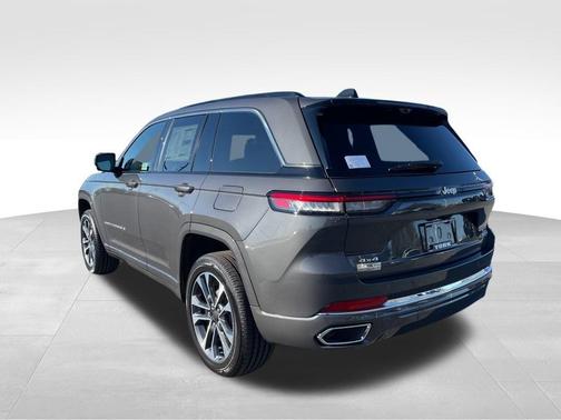 2025 Jeep Grand Cherokee Overland