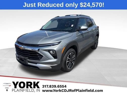 Sterling Gray Metallic 2025 Chevrolet Trailblazer LT