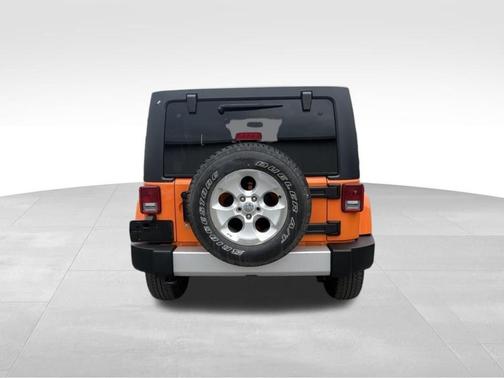 Crush Clearcoat 2013 Jeep Wrangler Unlimited Sahara