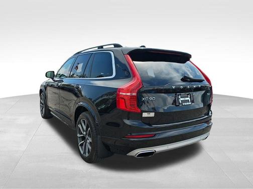 Onyx Black Metallic 2019 Volvo XC90 T6 Momentum