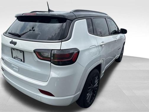 2022 Jeep Compass Altitude