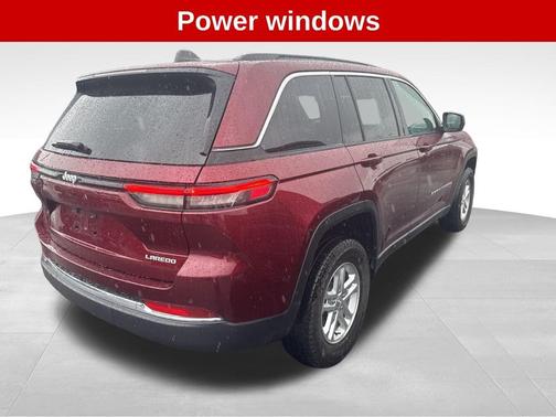 2024 Jeep Grand Cherokee Laredo