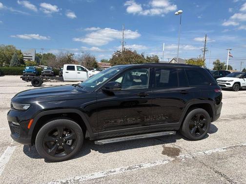 Diamond Black 2023 Jeep Grand Cherokee Limited