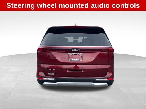 2024 Kia Carnival LX