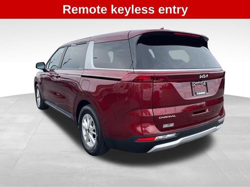 2024 Kia Carnival LX