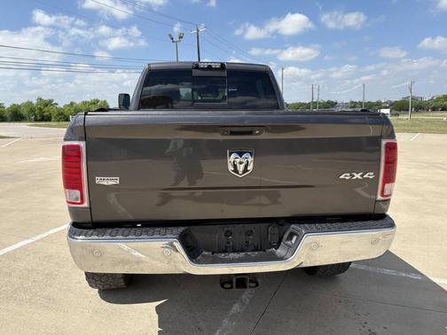 Granite Crystal Metallic Clearcoat 2018 RAM 2500 Laramie Mega Cab 4x4 6'4' Box