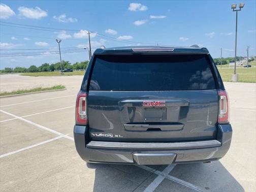 2019 GMC Yukon XL SLT