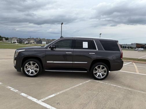 GRAY 2018 Cadillac Escalade Luxury