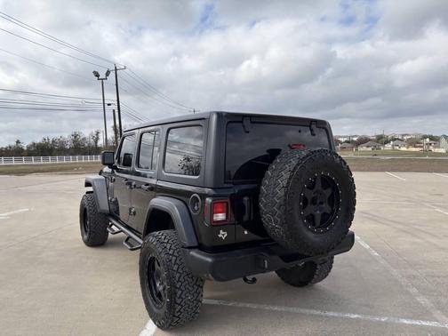 2018 Jeep Wrangler Unlimited Sport