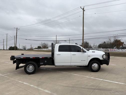 2021 RAM 3500 Laramie Crew Cab 4x4 8' Box