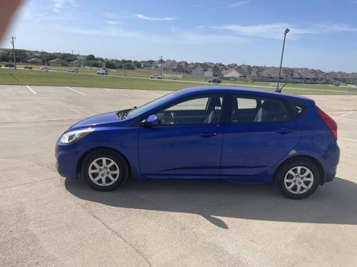2014 Hyundai Accent GS
