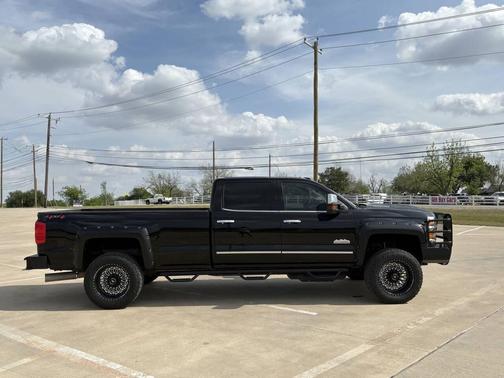 Black 2018 Chevrolet Silverado 3500 High Country