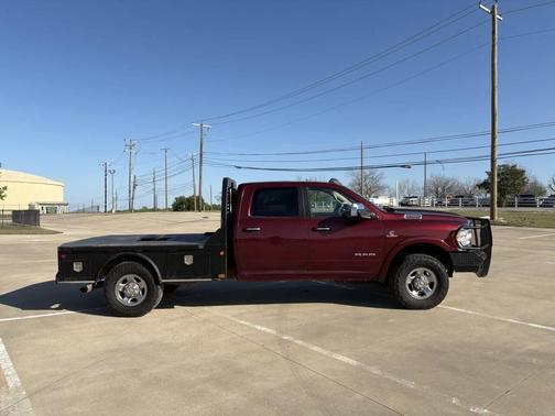 Delmonico Red Pearlcoat 2019 RAM 2500 Laramie Crew Cab 4x4 8' Box