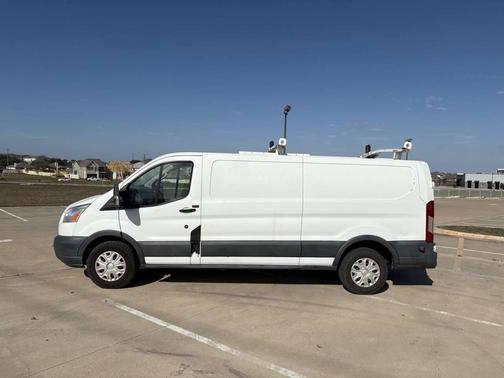 2017 Ford Transit-250 Base
