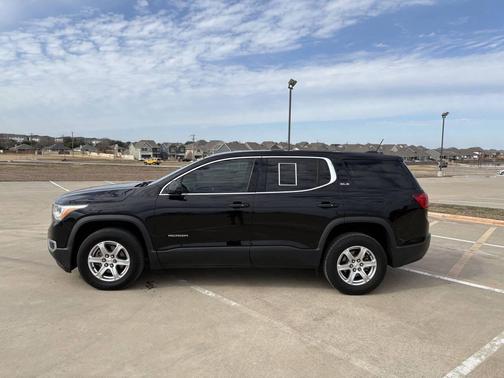 2017 GMC Acadia SLE-1