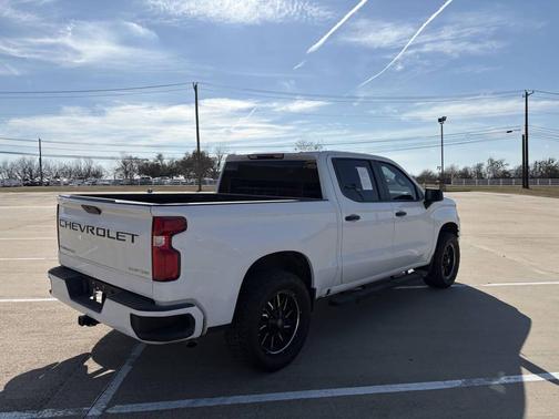 2022 Chevrolet Silverado 1500 Custom
