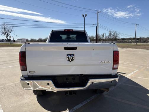 2018 RAM 2500 Tradesman Crew Cab 4x4 8' Box