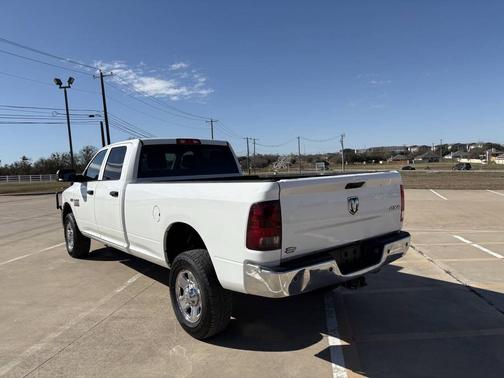 2018 RAM 2500 Tradesman Crew Cab 4x4 8' Box