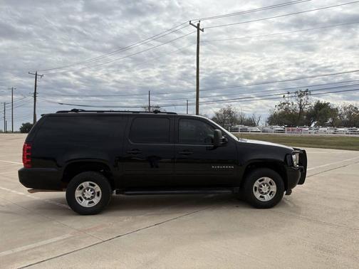 2012 Chevrolet Suburban 2500 LS