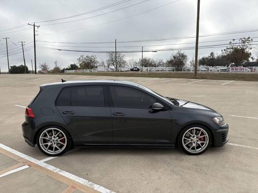 2017 Volkswagen Golf GTI 2.0T Autobahn 4-Door