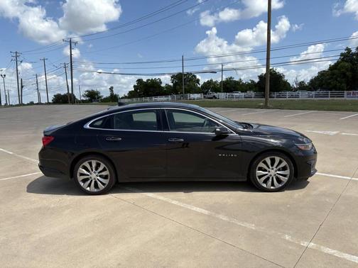 Mosaic Black Metallic 2017 Chevrolet Malibu Premier