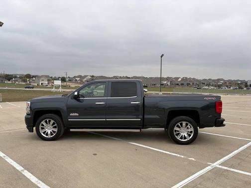 2017 Chevrolet Silverado 1500 High Country