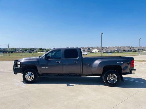 2011 Chevrolet Silverado 3500 LTZ