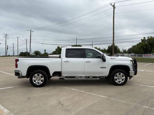 Summit White 2022 Chevrolet Silverado 2500 LTZ
