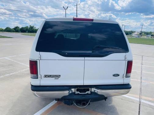 2003 Ford Excursion XLT