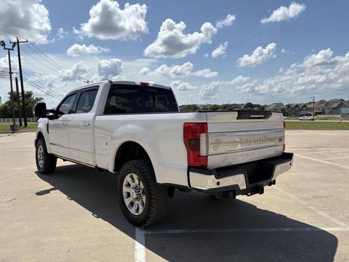 White 2018 Ford F-250 King Ranch