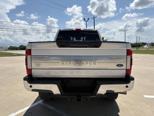 White 2018 Ford F-250 King Ranch