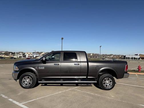 2017 RAM 2500 Laramie Mega Cab 4x4 6'4' Box