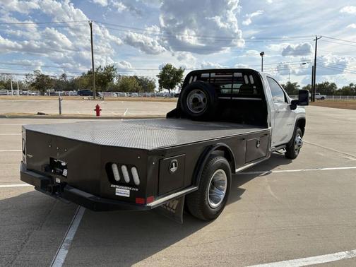 2023 Chevrolet Silverado 3500 LT