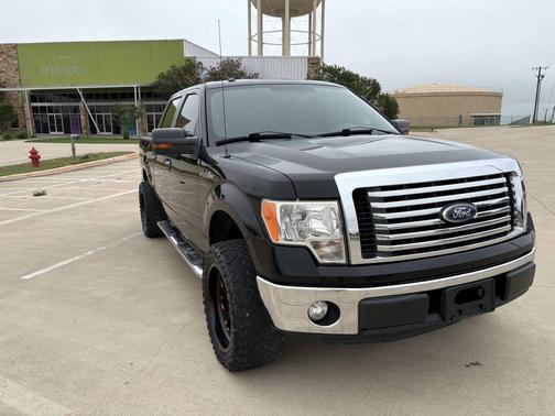 BLACK 2011 Ford F-150 XLT