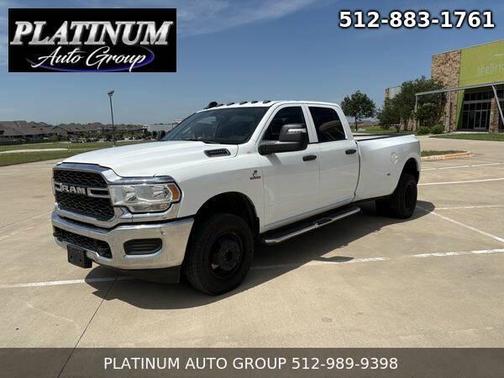 Bright White Clearcoat 2024 RAM 3500 Tradesman Crew Cab 4x4 8' Box