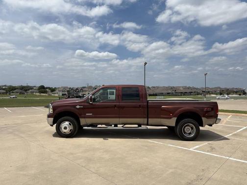 BROWN 2006 Ford F-350 Lariat