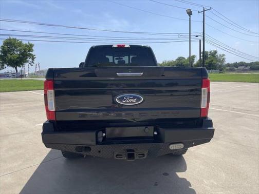 2017 Ford F-350 Lariat