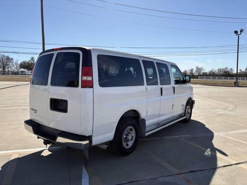 2006 Chevrolet Express 3500 Base
