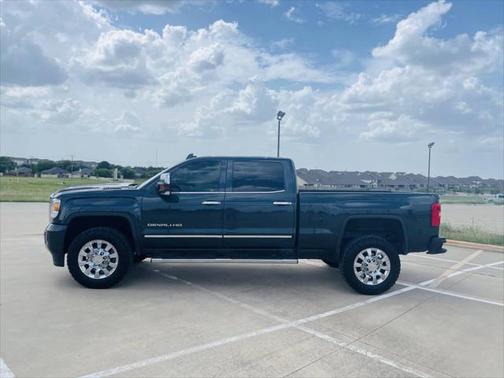 2017 GMC Sierra 2500 Denali